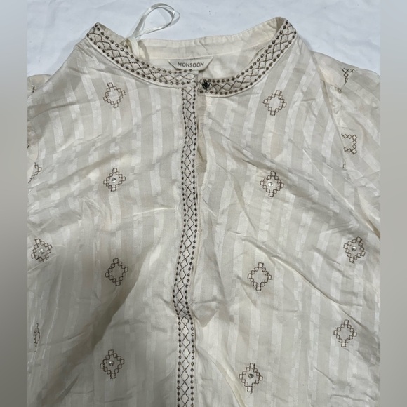 Women’s Button Down w/ tank top set-NWT - Picture 2 of 6